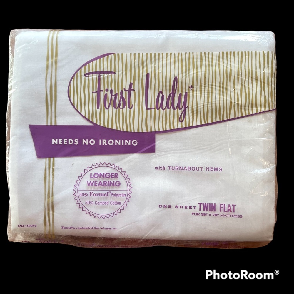 VTG White Twin Flat Sheet, No Iron, First Lady, NIP
